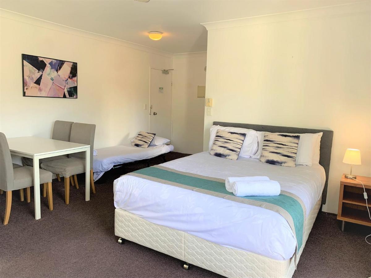 Broadwater Keys Holiday Apartments Гоулд Коуст Екстериор снимка