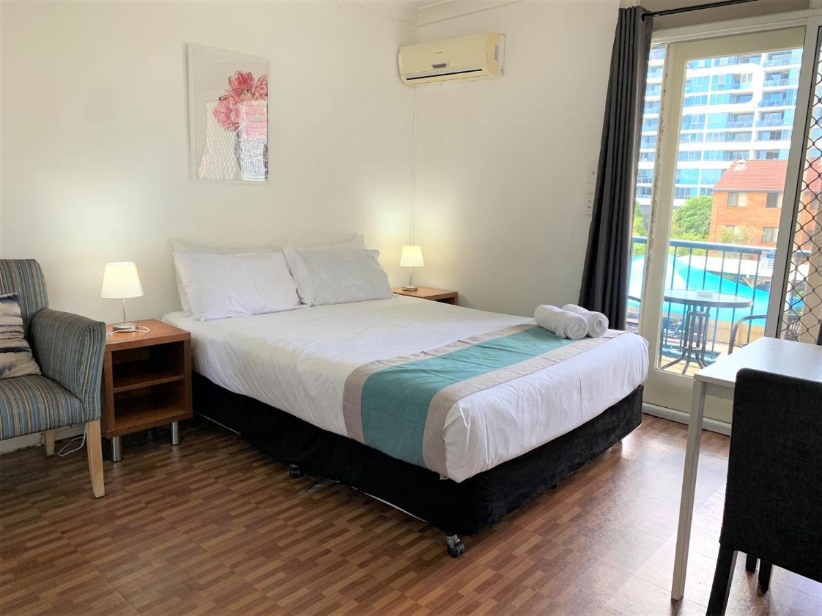 Broadwater Keys Holiday Apartments Гоулд Коуст Екстериор снимка