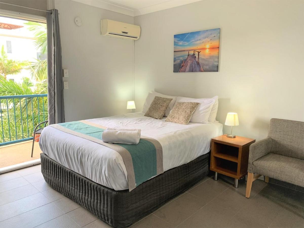 Broadwater Keys Holiday Apartments Гоулд Коуст Екстериор снимка