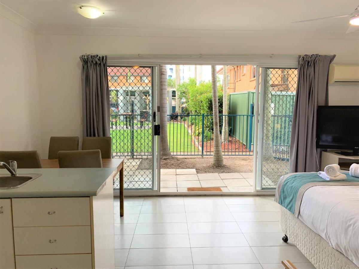 Broadwater Keys Holiday Apartments Гоулд Коуст Екстериор снимка