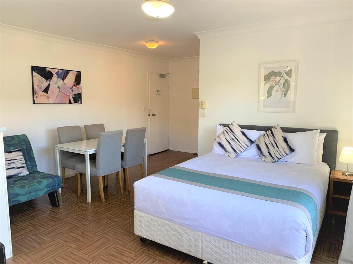 Broadwater Keys Holiday Apartments Гоулд Коуст Екстериор снимка