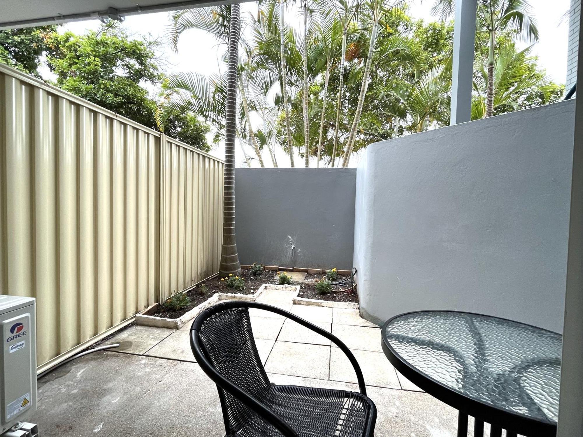 Broadwater Keys Holiday Apartments Гоулд Коуст Екстериор снимка